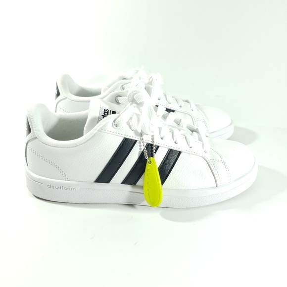 adidas low tops womens